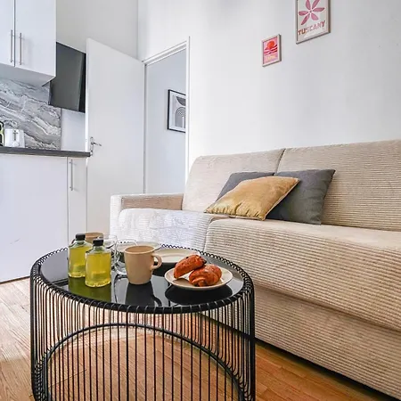 Lägenhet Equipe Dans Le Quartier Montparnasse